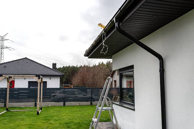 Local roofing contractor near me in Outagamie County, WI – Gutter Tune Up providing expert roof and gutter repair.