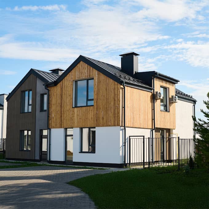 Why Choose Gutter Tune Up as a Reliable Roofing Contractor in Wisconsin